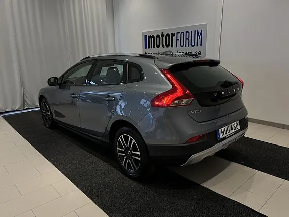 Volvo V40 Cross Country 2016 photo 3