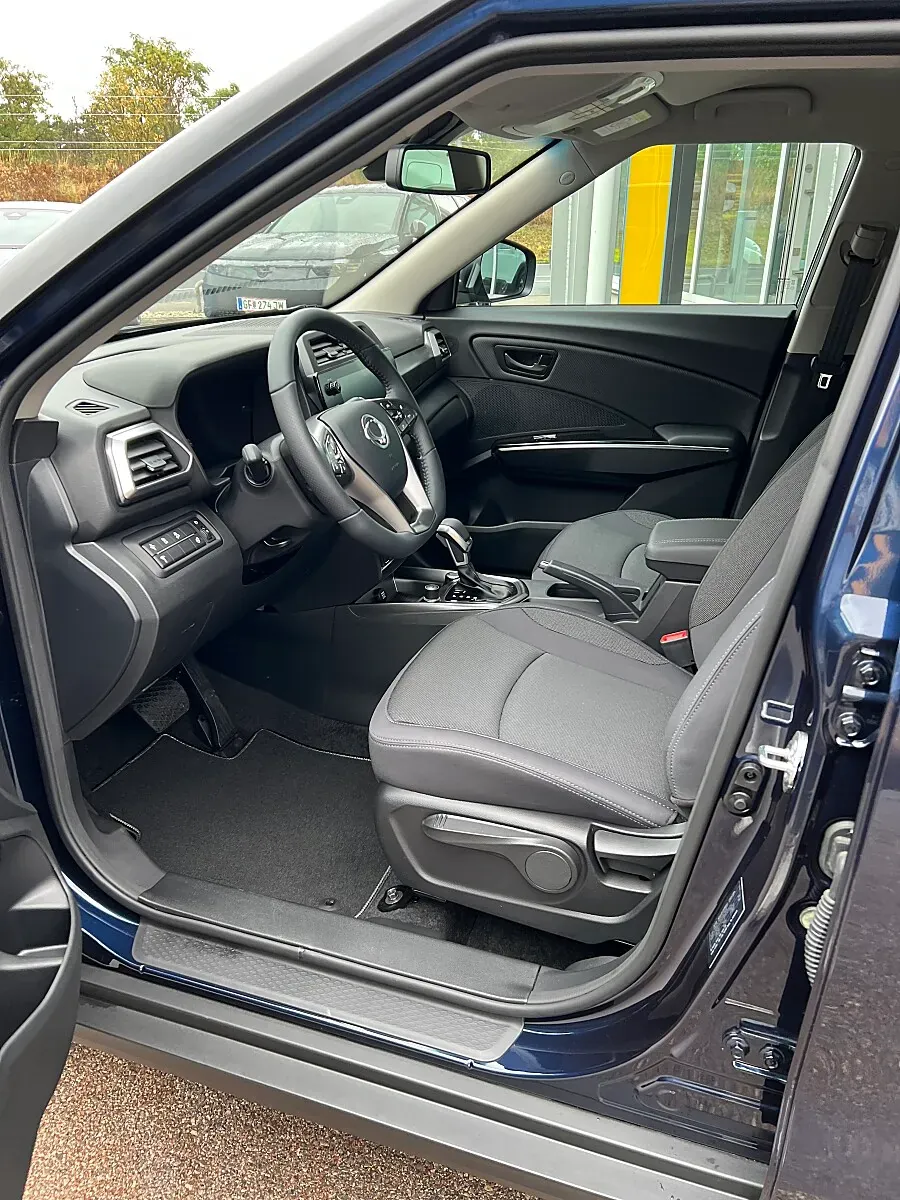 KG Mobility Tivoli photo 2