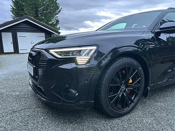Audi E-Tron 2020 photo 2