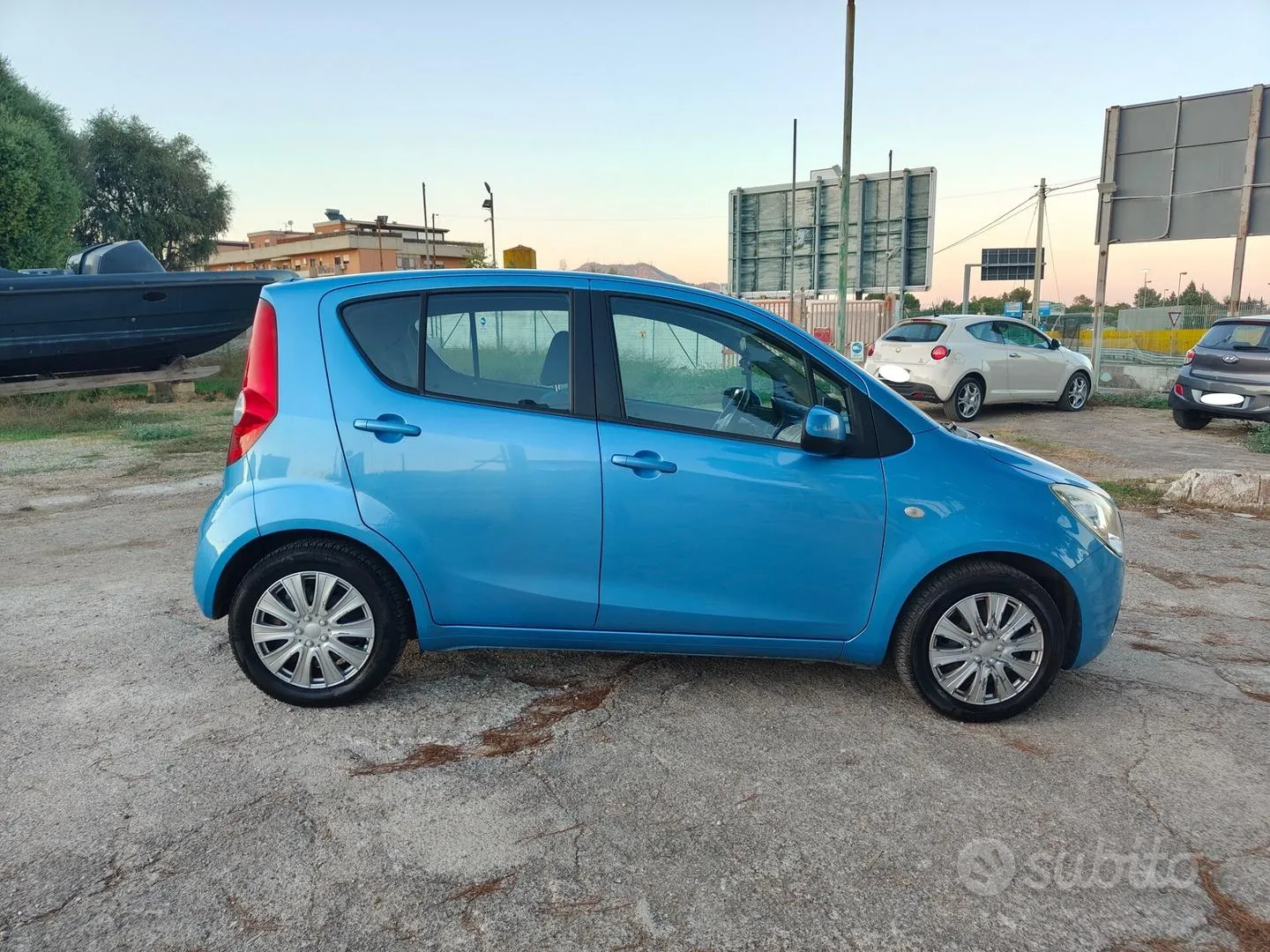 Opel Agila 2009 photo 2