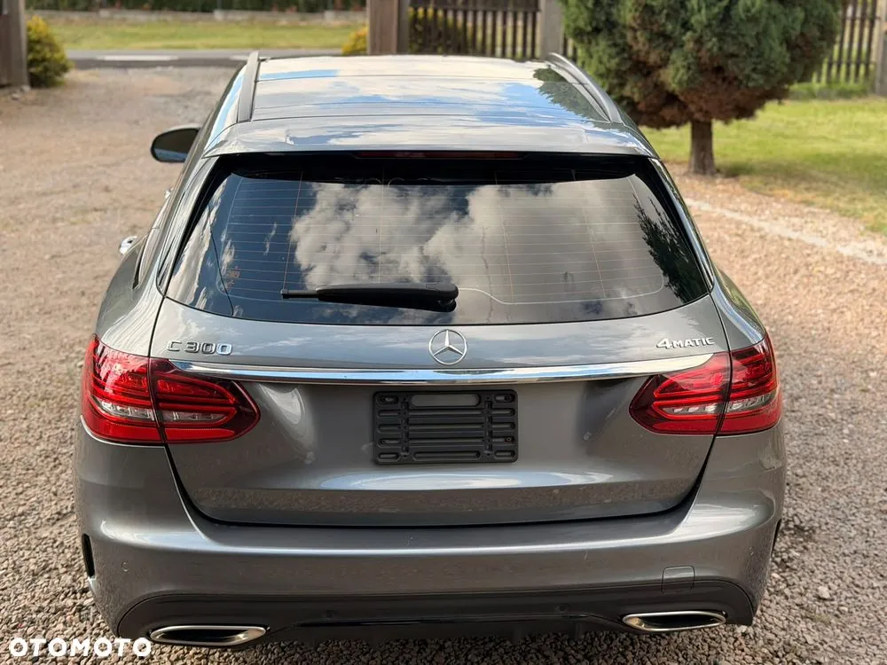 Mercedes-Benz C-Class 2019 photo 5