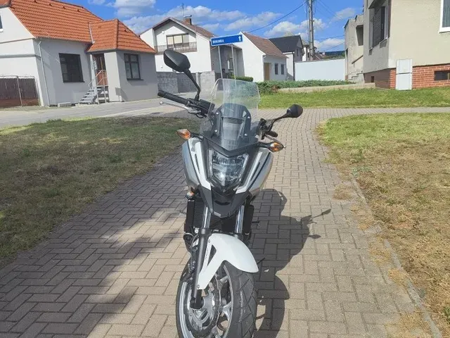 Honda Nc 750 X 2018 photo 4