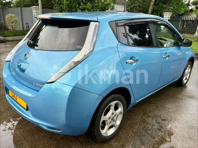 Nissan Leaf 2013 photo 4