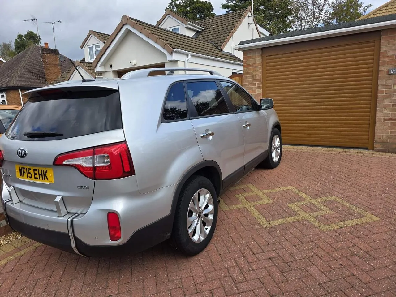 Kia Sorento 2015 photo 2