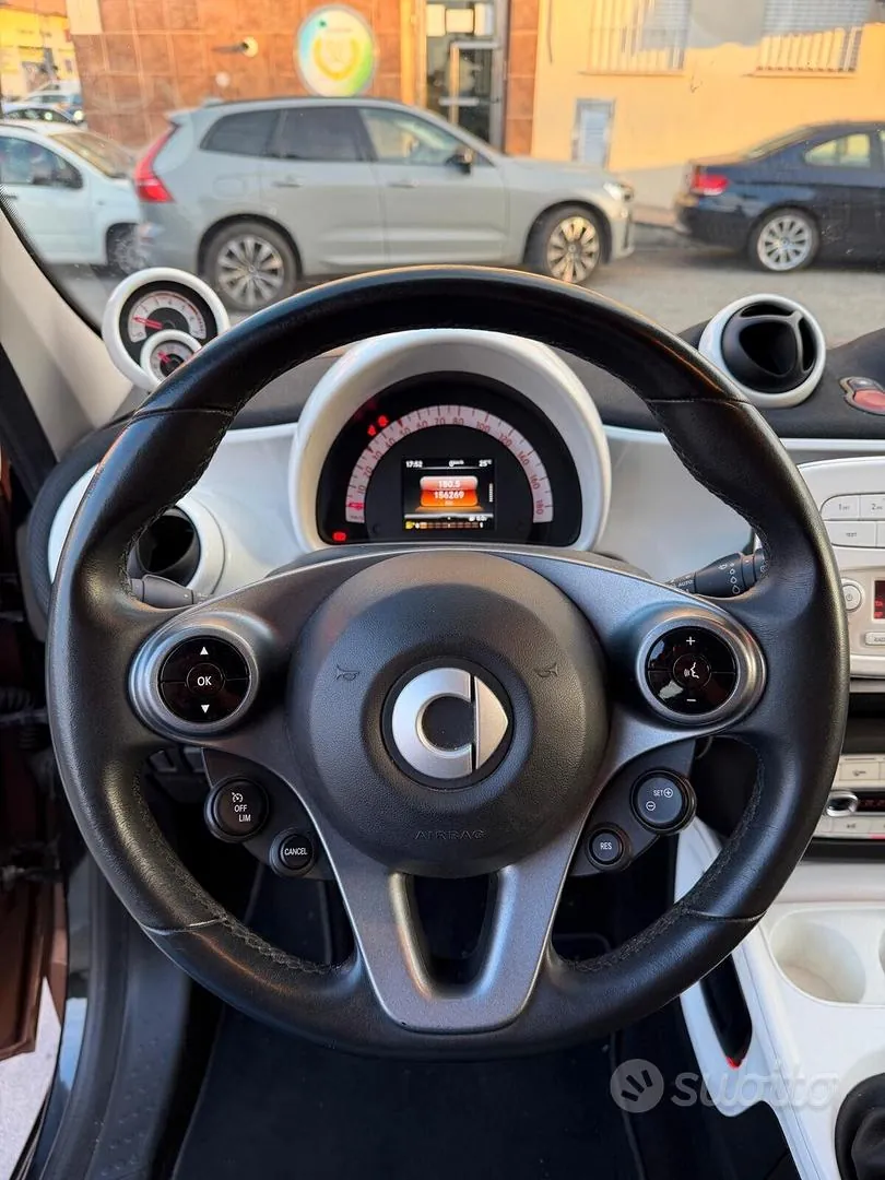 Smart Forfour 2015 photo 5