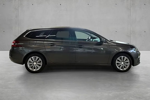 Peugeot 308 2019 photo 3