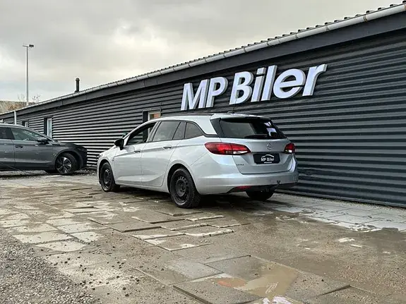 Opel Astra 2020 photo 3