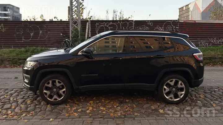 Jeep Compass 2018 photo 4