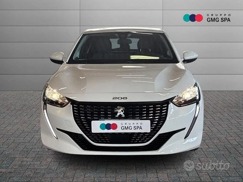 Peugeot 208 2020 photo 2