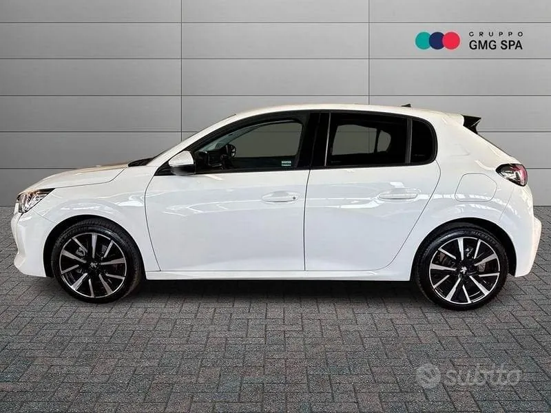 Peugeot 208 2020 photo 5