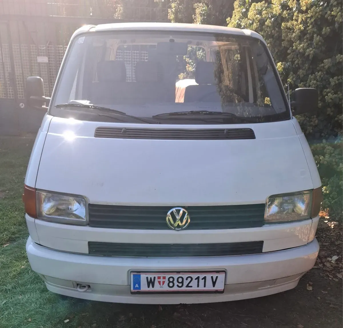 Volkswagen T4 1996 photo 2