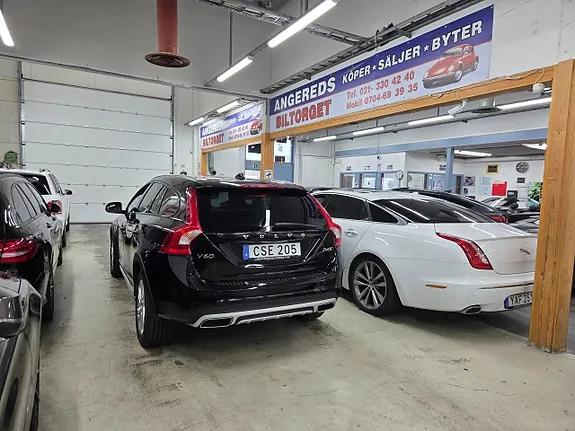 Volvo V60 Cross Country 2018 photo 4