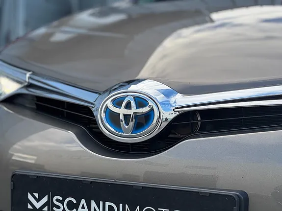 Toyota Auris 2016 photo 2