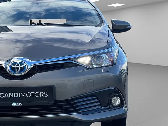 Toyota Auris 2016 photo 5