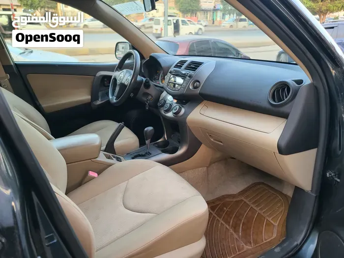 Toyota Rav 4 2010 photo 3