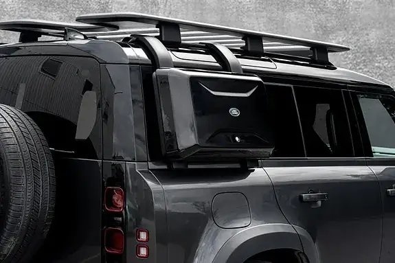 Land Rover Defender 110 2025 photo 4