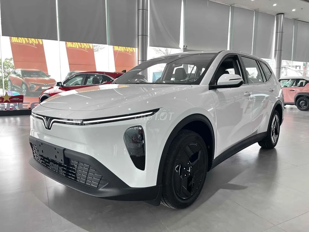 Vinfast Mpv7