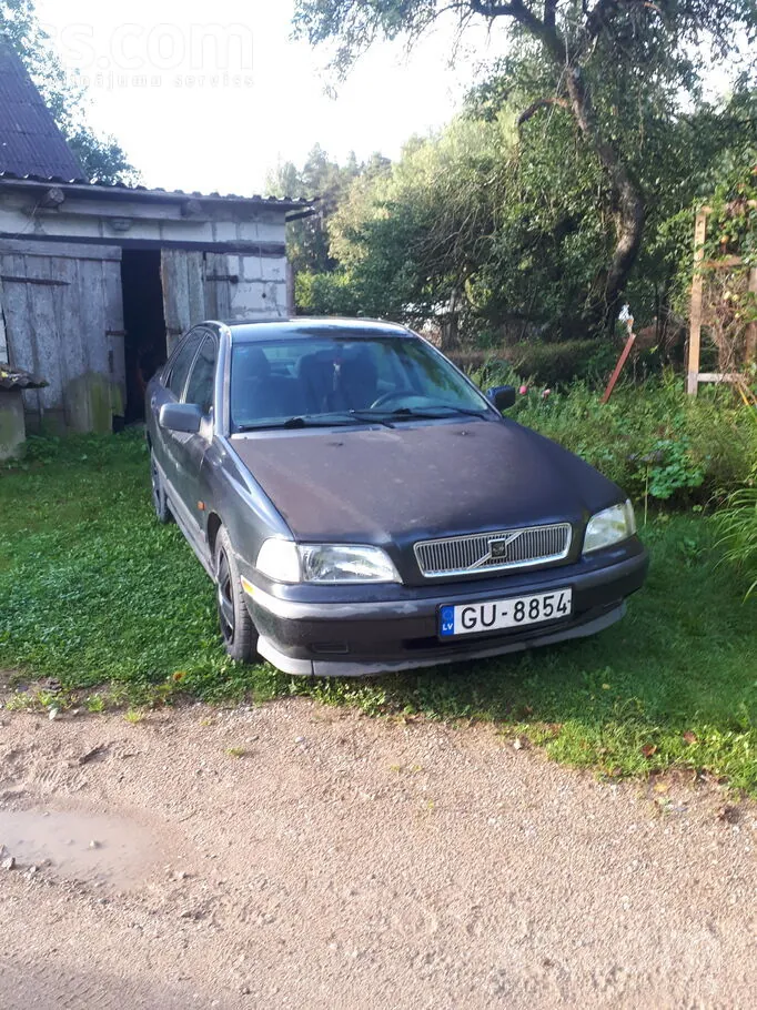 Volvo S40