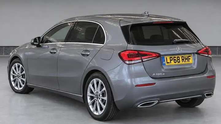 Mercedes-Benz A-Class 2018 photo 3