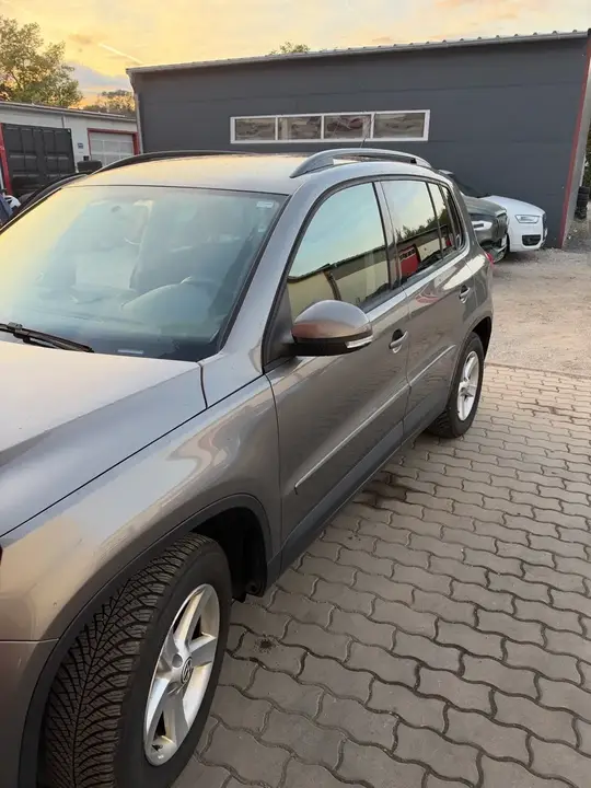 Volkswagen Tiguan 2009 photo 2