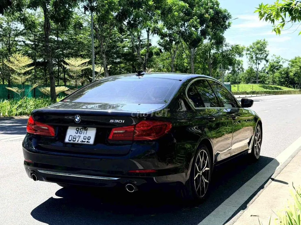 BMW 530I 2019 photo 5