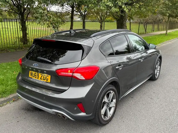 Ford Focus 2020 photo 3