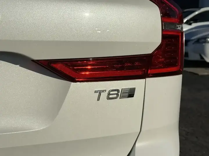 Volvo Xc60 2019 photo 5