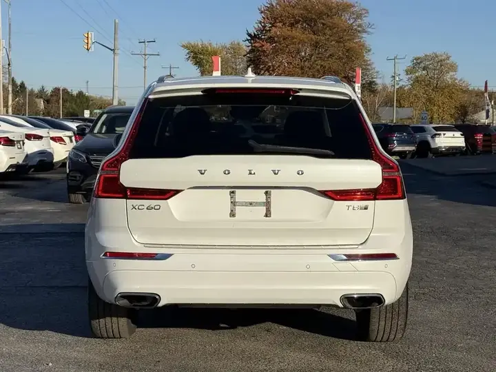 Volvo Xc60 2019 photo 4