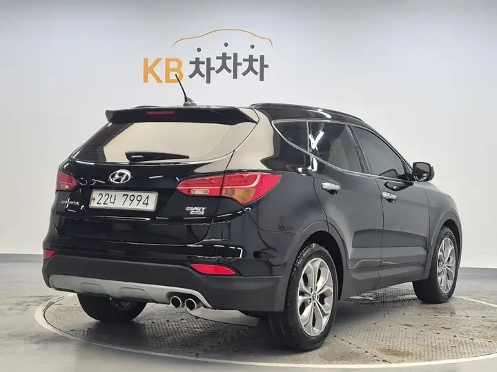 Hyundai Santa Fe 2013 photo 3
