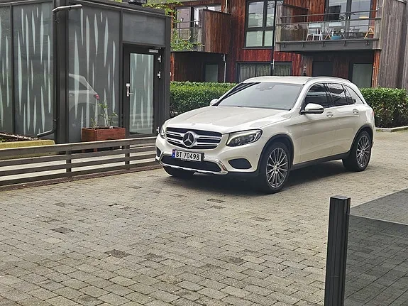 Mercedes-Benz Glc350 E 2016 photo 2