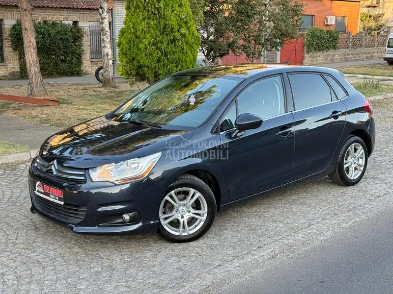 Citroen C4 2011 photo 4