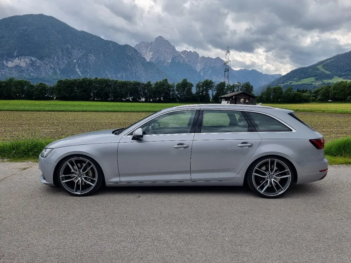 Audi A4 2017 photo 3
