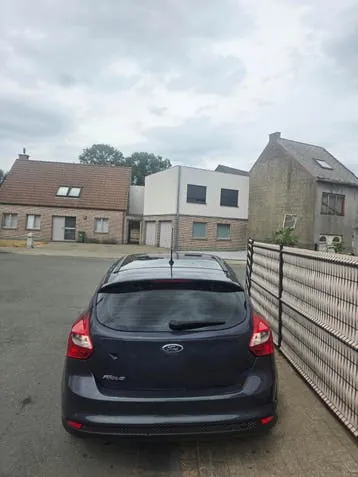 Ford Focus 2014 photo 3