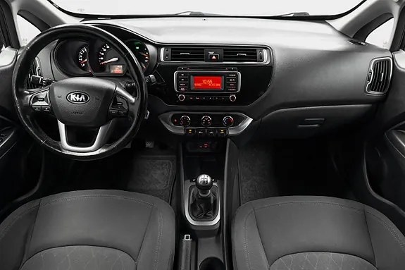 Kia Rio 2015 photo 2