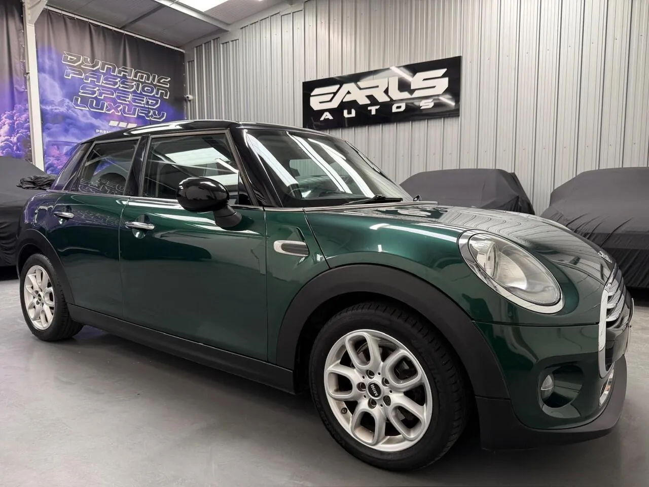 Mini Hatch