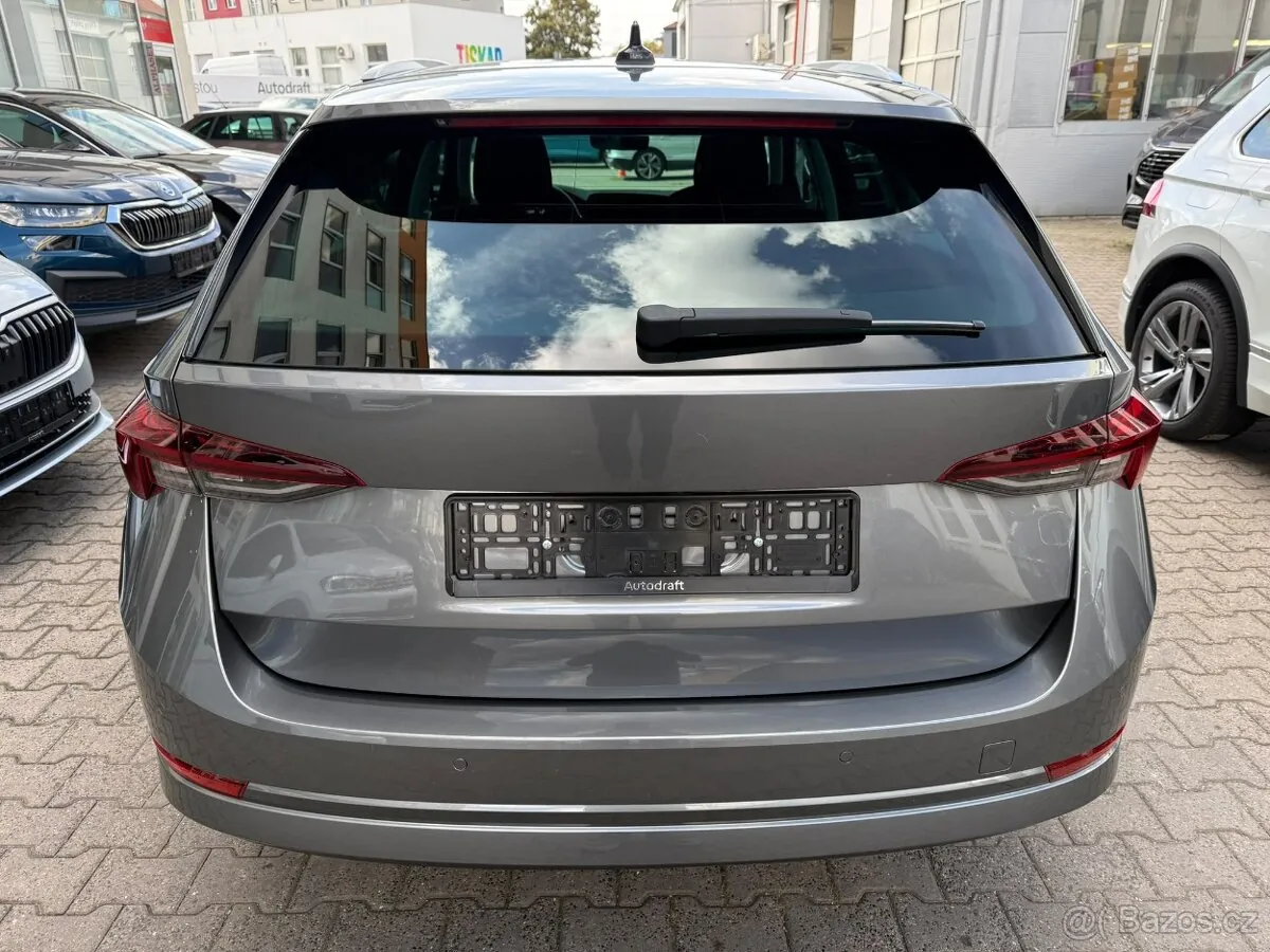 Skoda Octavia 2023 photo 5