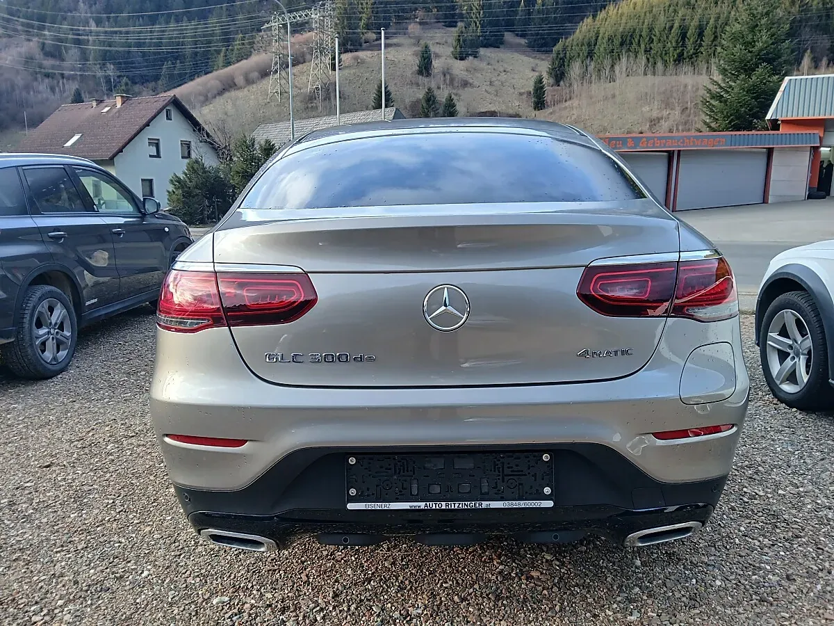 Mercedes-Benz Glc-Class 2023 photo 5
