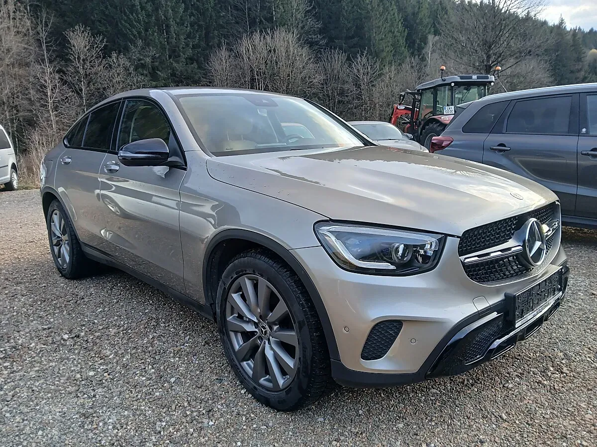 Mercedes-Benz Glc-Class 2023 photo 2