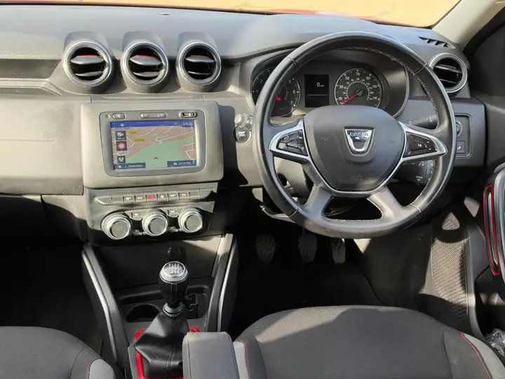 Dacia Duster 2019 photo 2