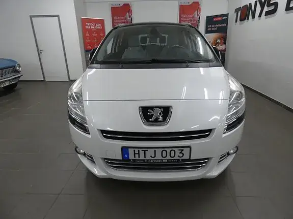 Peugeot 5008 2012 photo 2