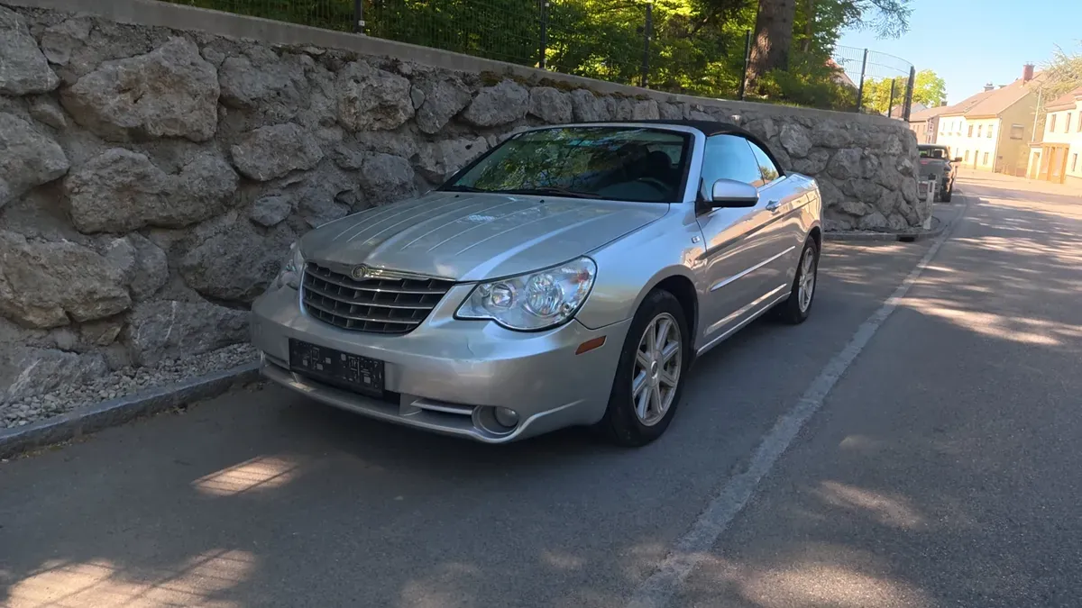Chrysler Sebring 2010 photo 3