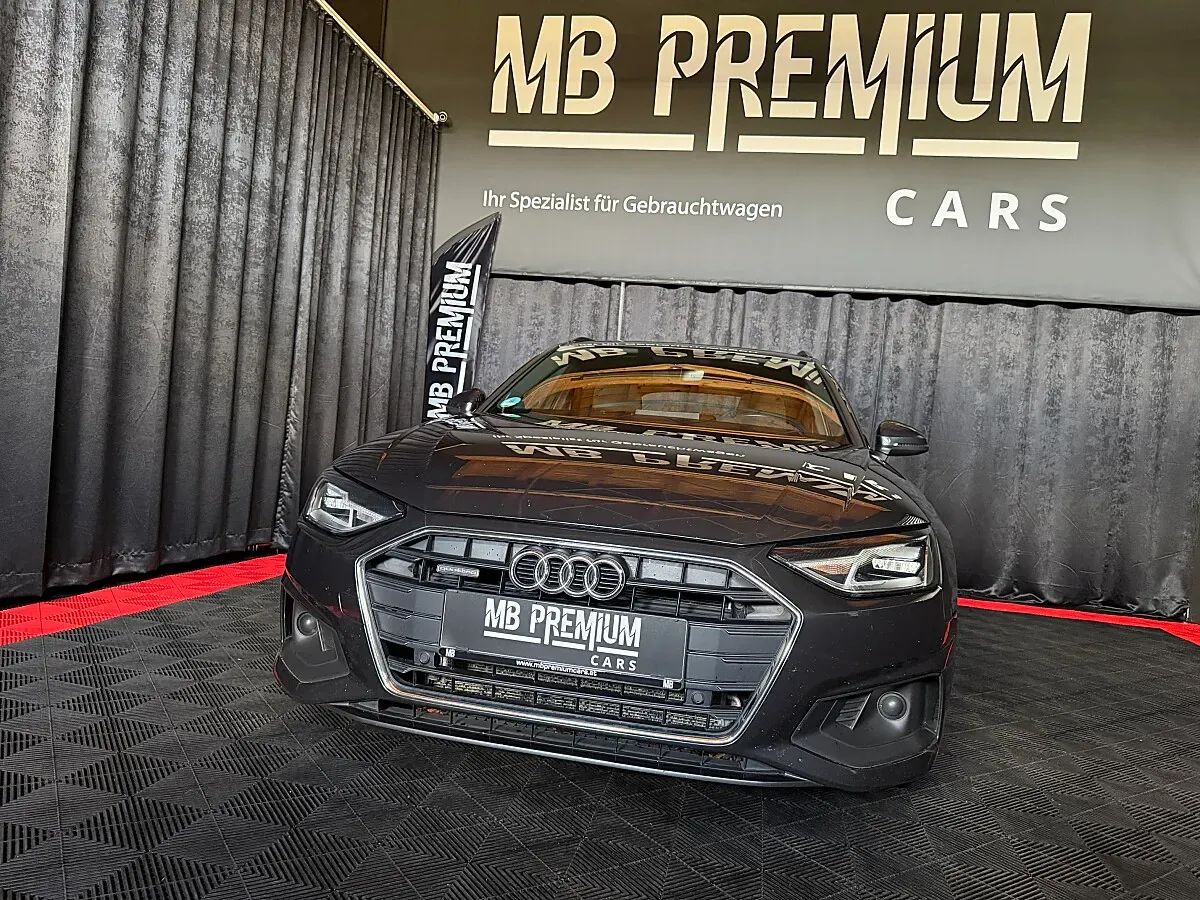 Audi A4 2023 photo 3