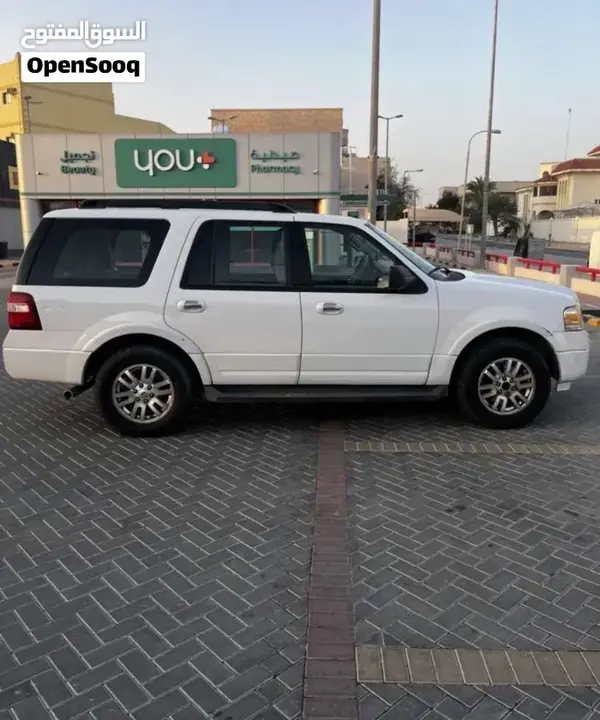 Ford Expedition 2013 photo 3
