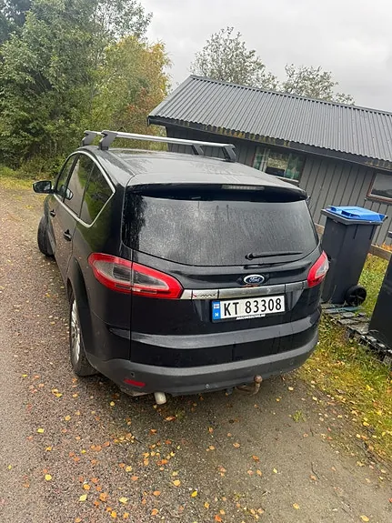 Ford S-Max 2012 photo 4