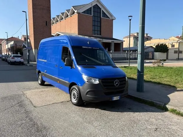 Mercedes-Benz Sprinter 2019 photo 2