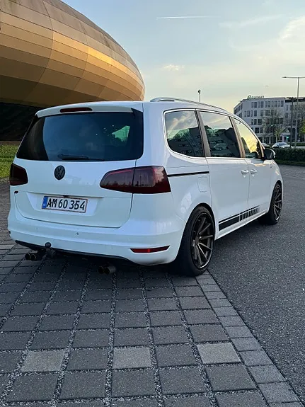 Volkswagen Sharan 2012 photo 5