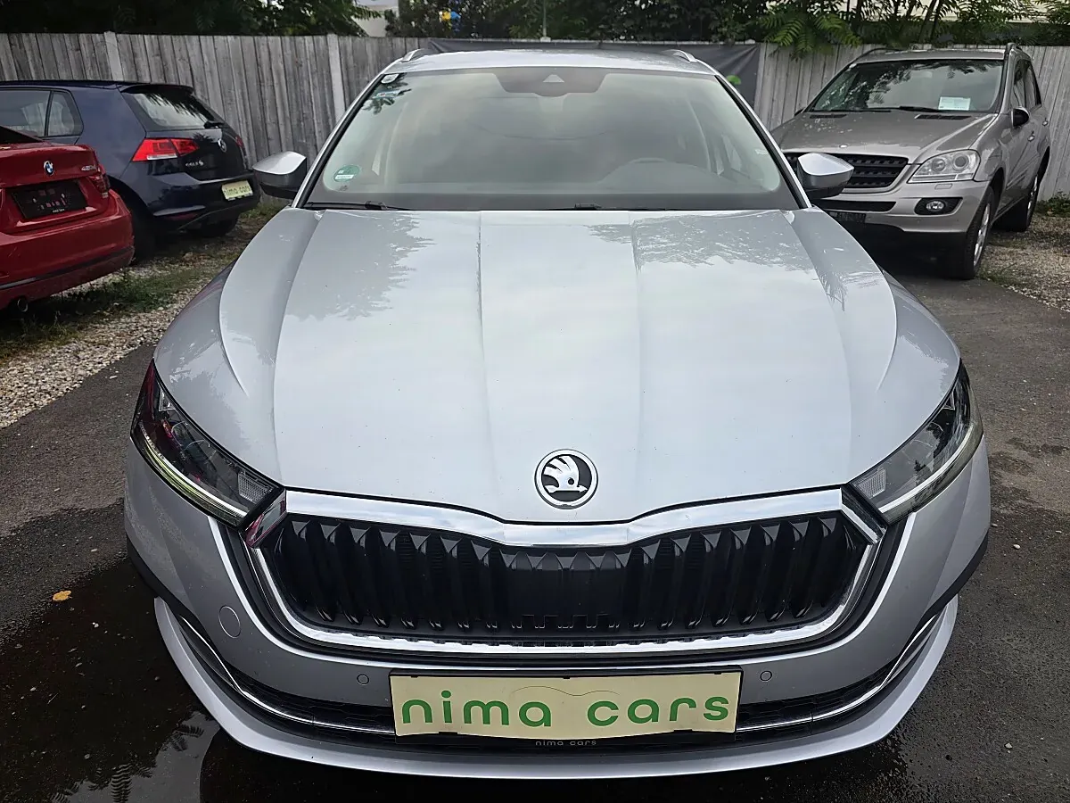 Skoda Octavia 2021 photo 2