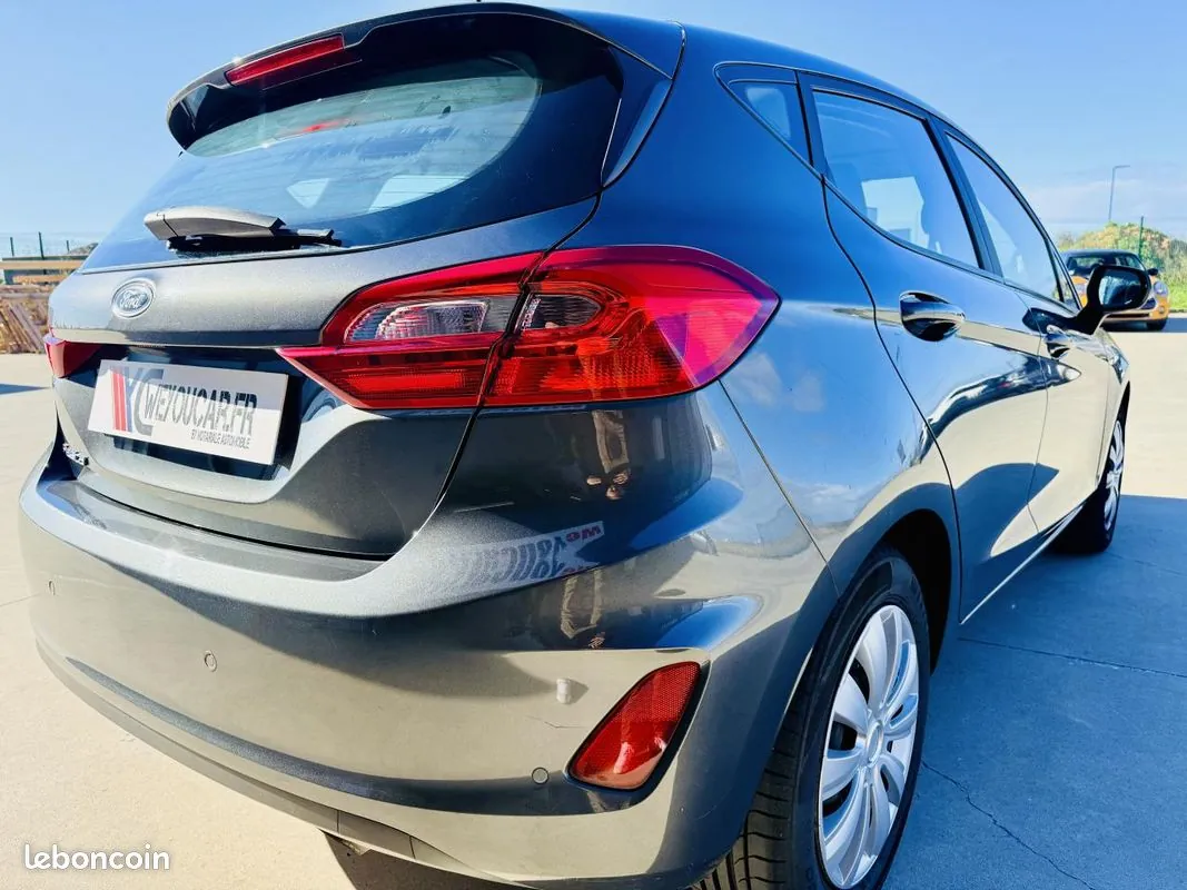 Ford Fiesta 2019 photo 2