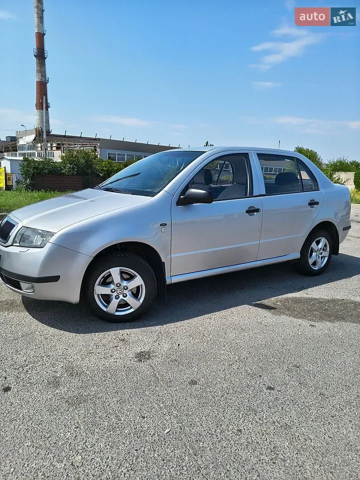 Skoda Fabia 2001 photo 4