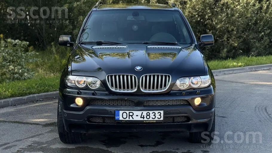 BMW X5 2004 photo 2